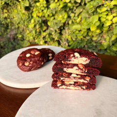 Red Velvet Cheesecake Cookie
